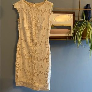Anthropologie nude/white lace dress size 4
